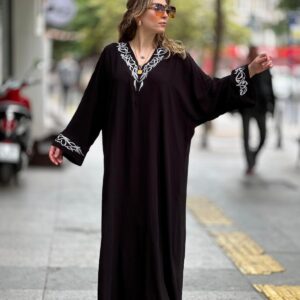 ÖZEL GÜMÜŞ SIRMA İŞÇİLİKLİ HEVAL KAFTAN ELBİSEMİZ